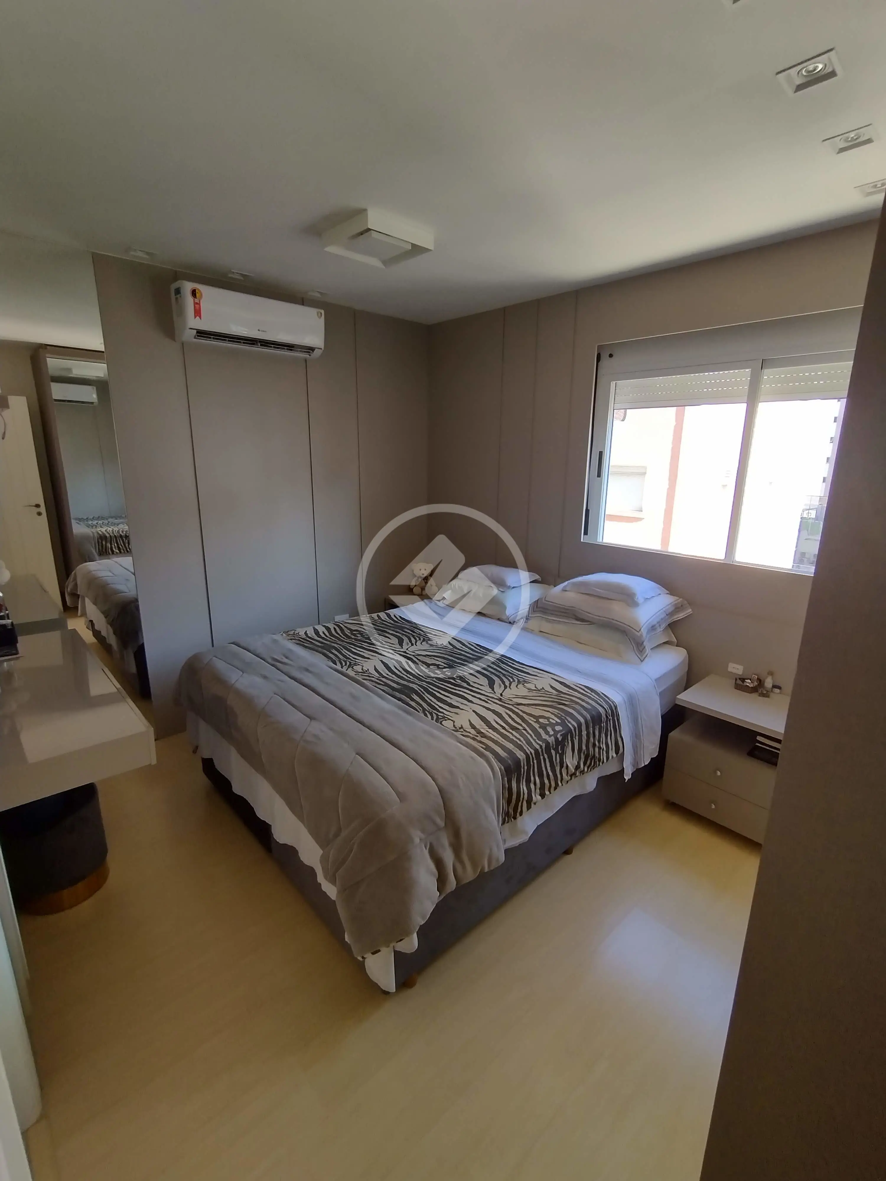 Imagem 1 - Apartamento em Centro, Florianópolis - SC