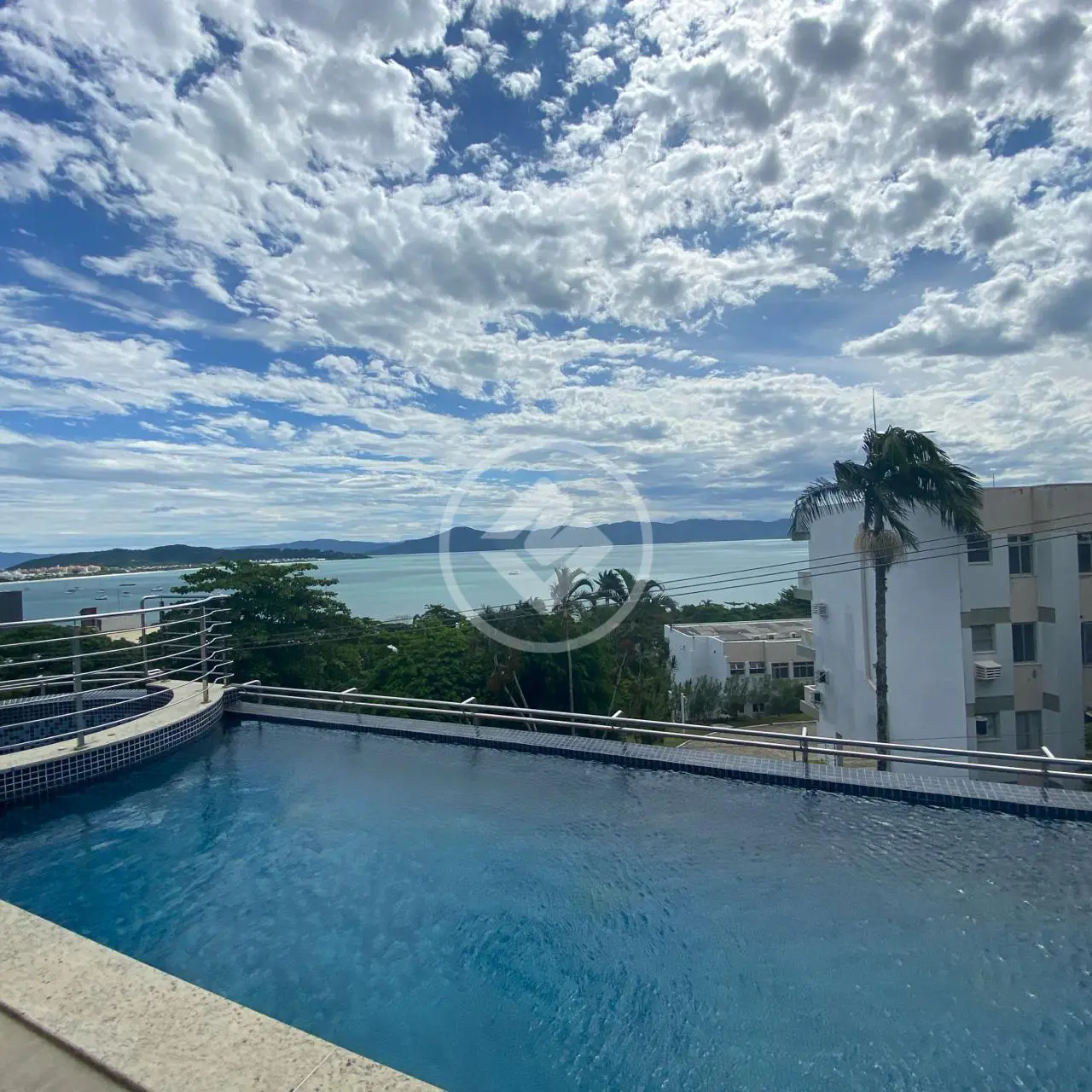 Apartamento CANASVIEIRAS, Florianópolis - SC — foto 1