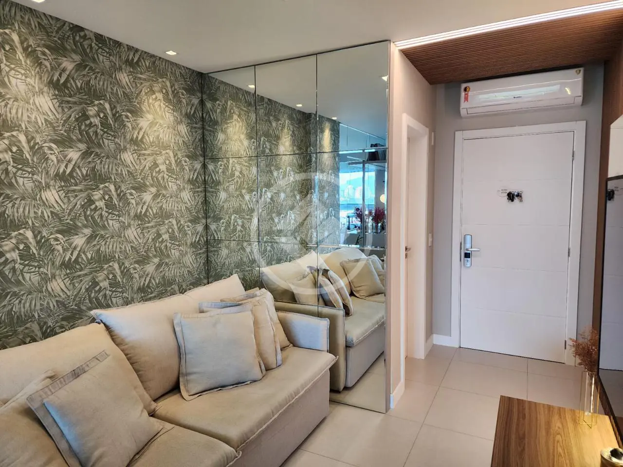 Imagem 2 - Apartamento em Meia Praia, Itapema - SC