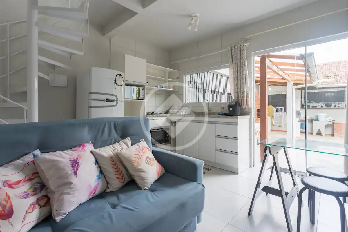 Imagem 2 - Casa Comercial em Barra da Lagoa, Florianópolis - SC