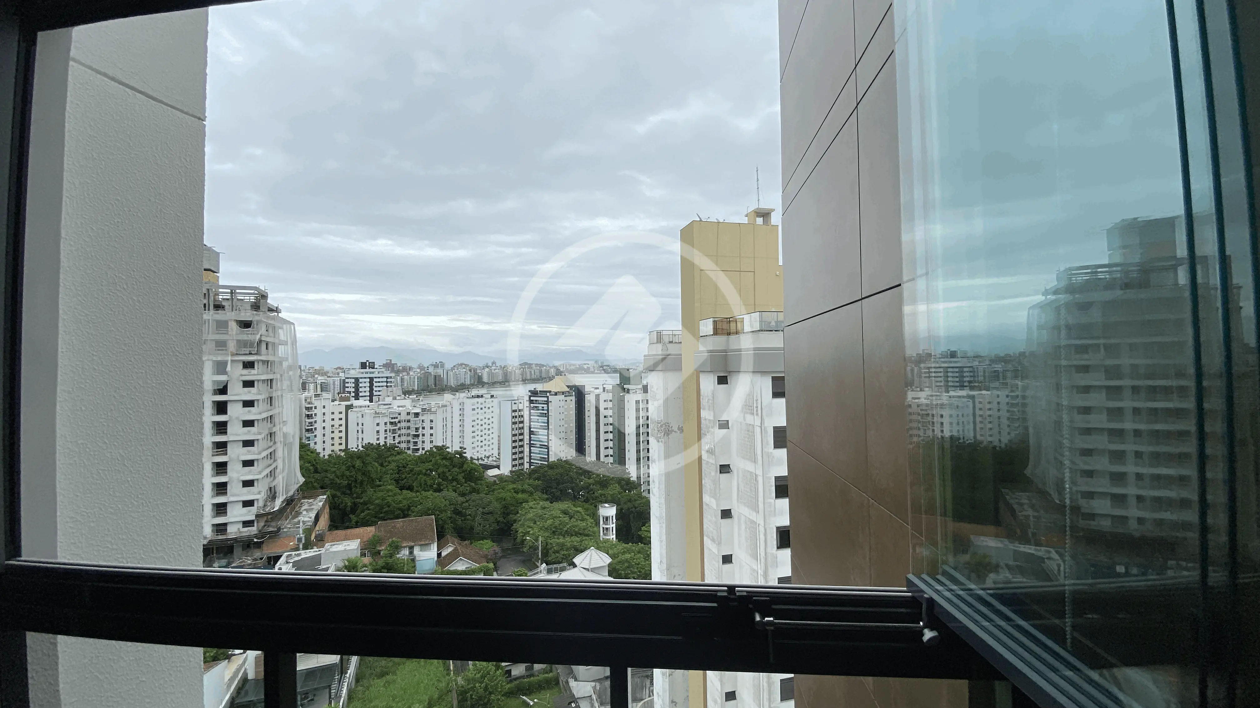 Image 20 - Apartamento em AGRONOMICA, Florianópolis - SC