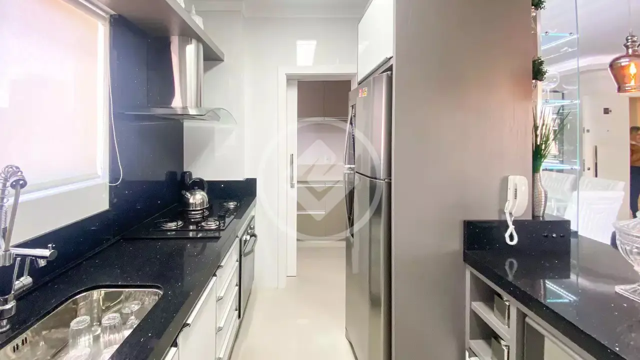 Imagem 5 - Apartamento em Meia Praia, Itapema - SC