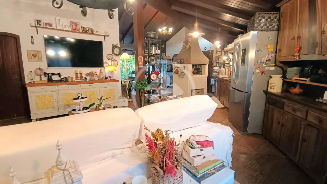Imagem 3 - Casa Comercial em CANASVIEIRAS, Florianópolis - SC