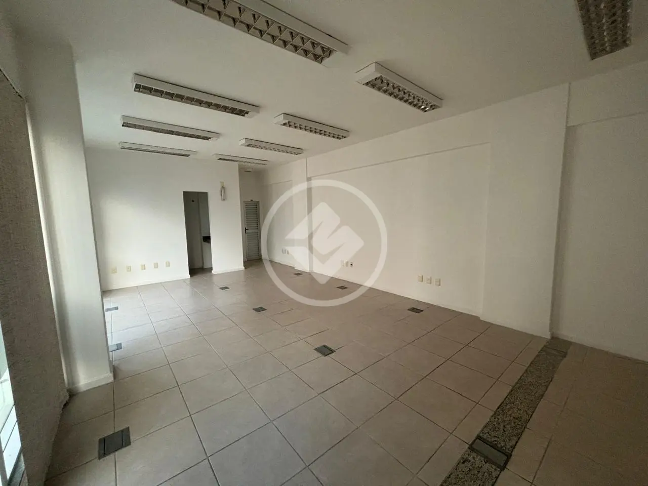 Imagem 2 - Sala Comercial em Centro, Florianópolis - SC
