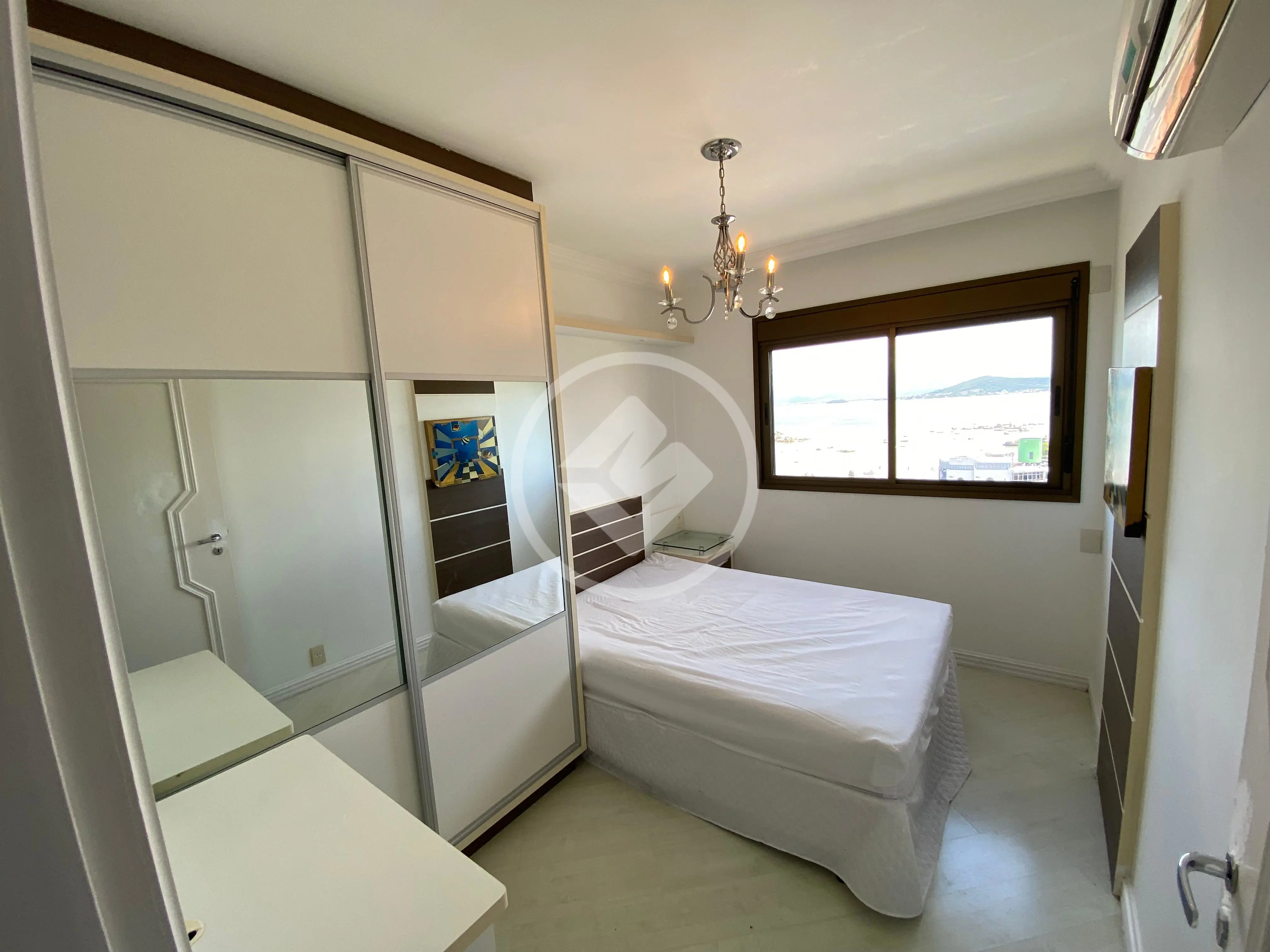 Imagem 2 - Apartamento em COQUEIROS, Florianópolis - SC