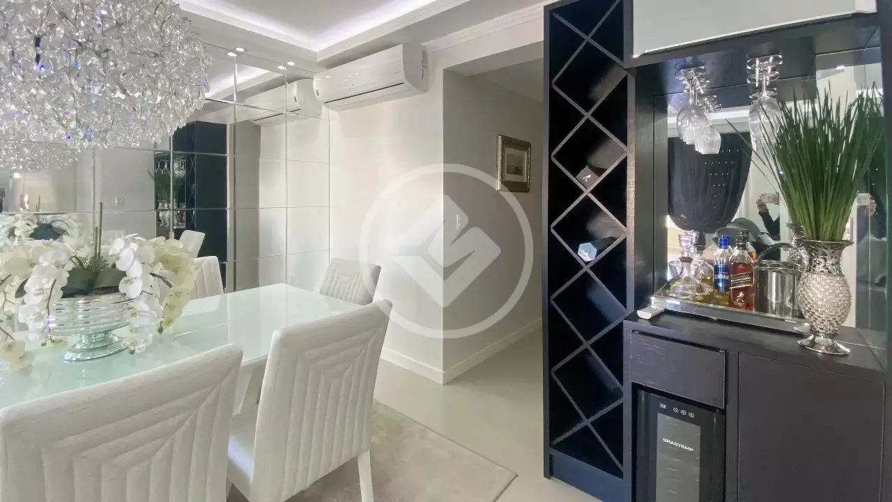 Imagem 2 - Apartamento em Meia Praia, Itapema - SC