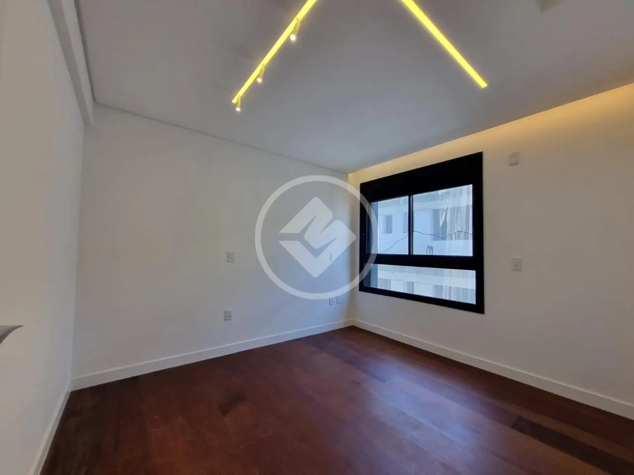 Imagem 3 - Apartamento Duplex em JURERÊ, Florianópolis - SC