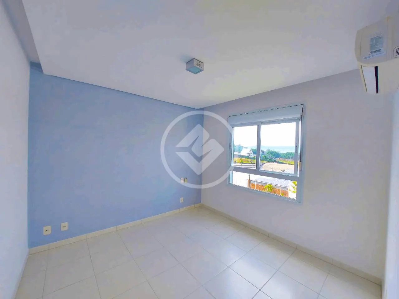 Imagem 2 - Apartamento em SERRARIA, São José - SC
