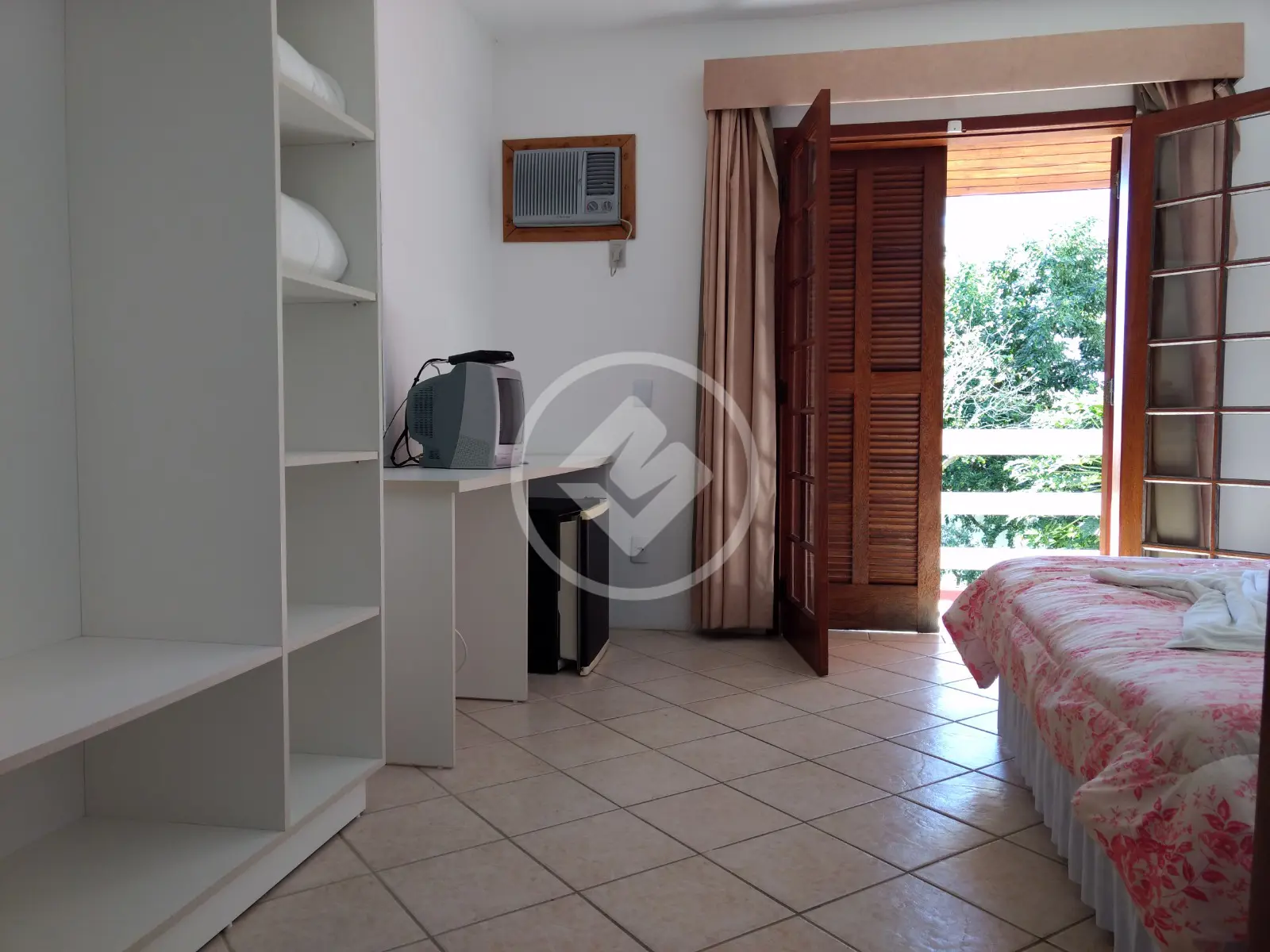 Image 13 - Hotel / Motel / Pousada em CANASVIEIRAS, Florianópolis - SC