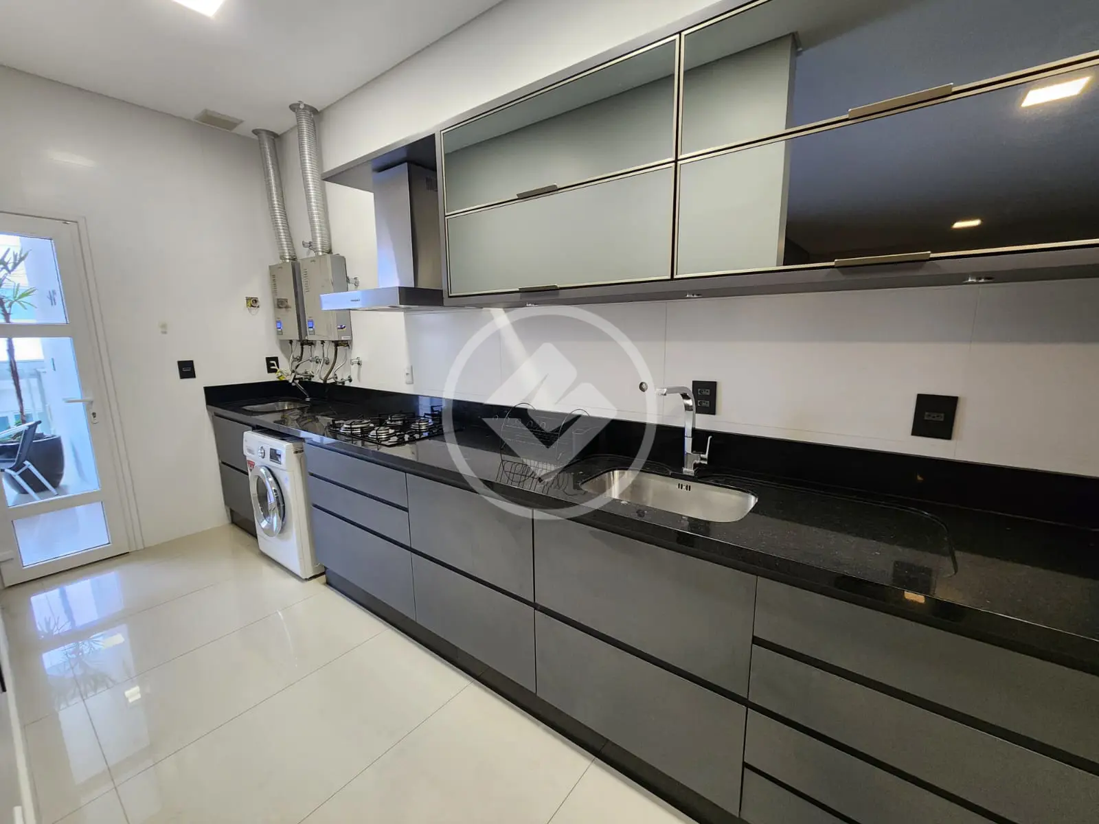 Apartamento CANASVIEIRAS, Florianópolis - SC — foto 1