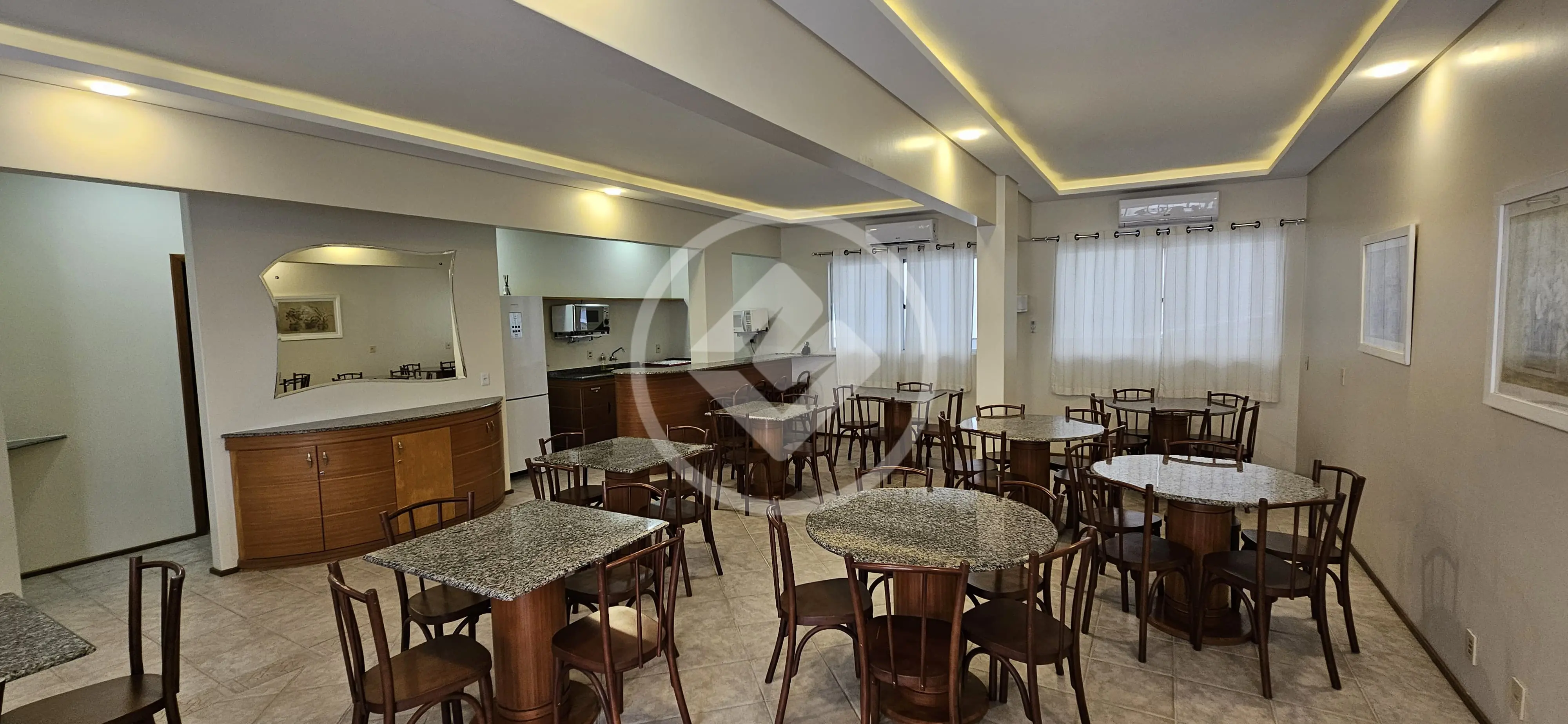 Apartamento CENTRO, Florianópolis - SC — foto 1