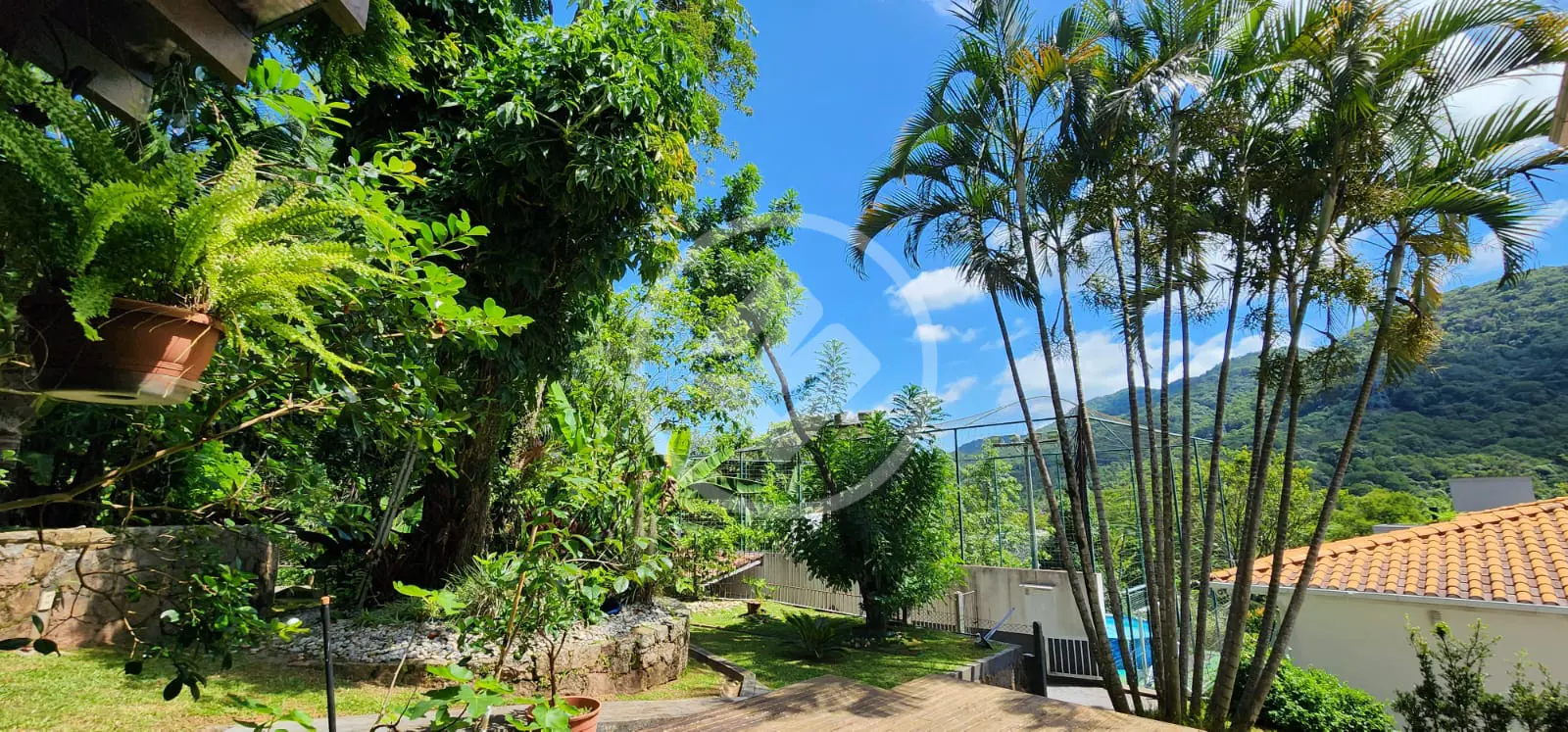 Casa Condomínio Lagoa da Conceição, Florianópolis - SC — foto 1