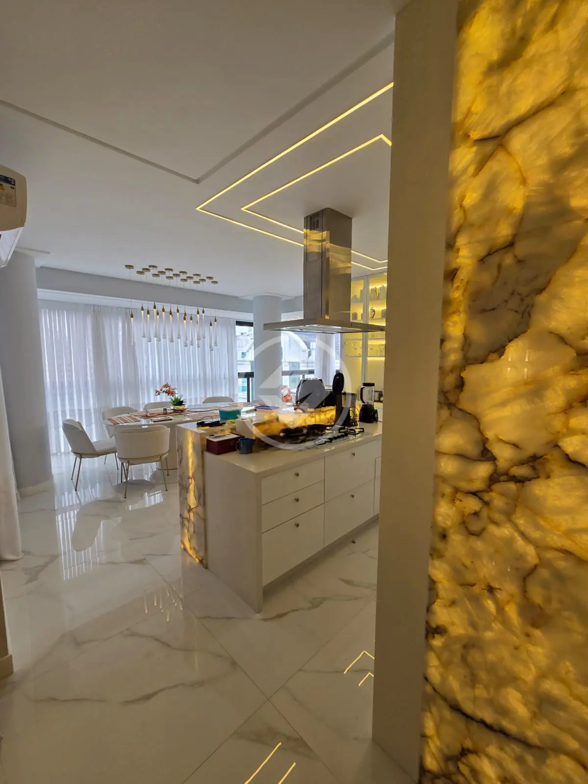 Apartamento Meia Praia, Itapema - SC — foto 1