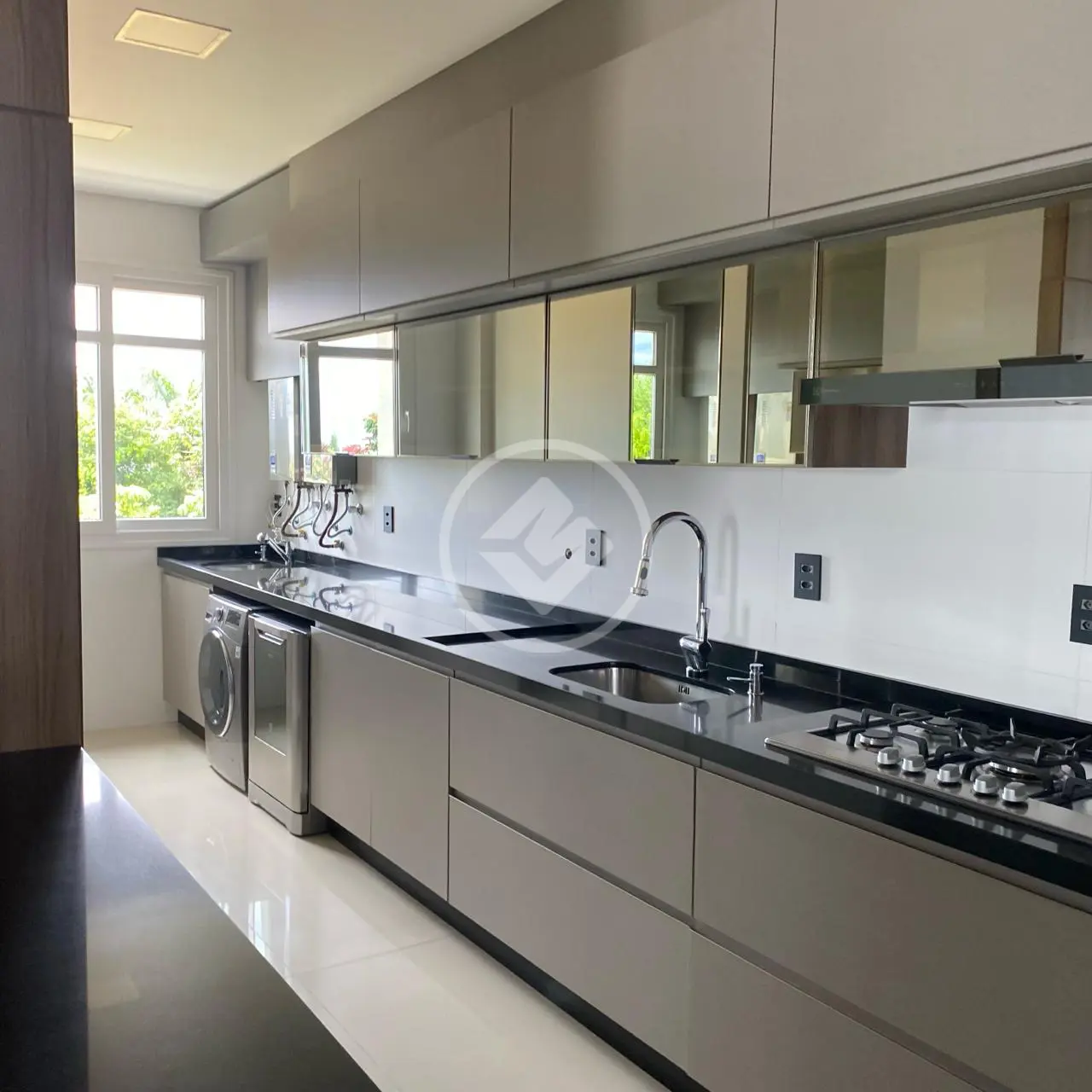 Imagem 2 - Apartamento em CANASVIEIRAS, Florianópolis - SC