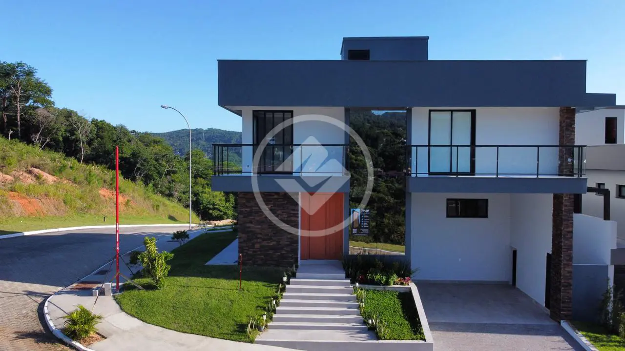 Imagem 1 - Sobrado em Itacorubi, Florianópolis - SC