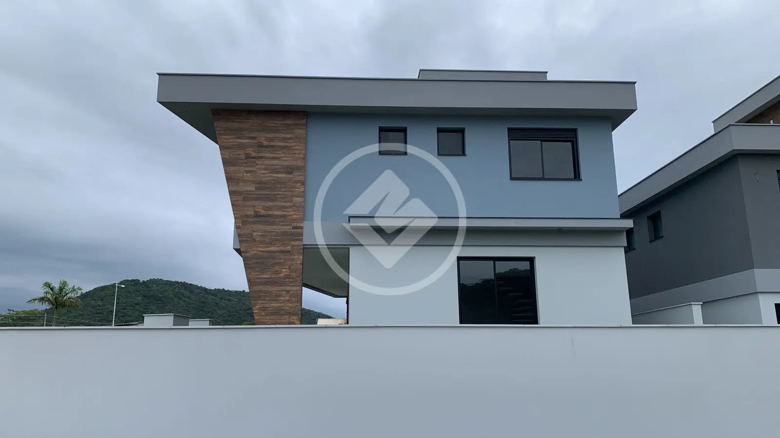 Imagem 2 - Sobrado Em Condomínio em Rio Tavares, Florianópolis - SC