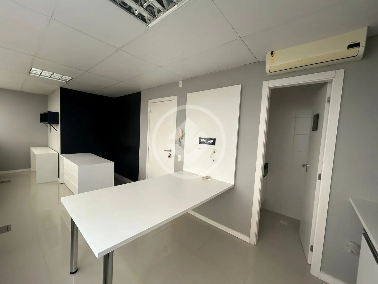 Imagem 1 - Sala Comercial em Trindade, Florianópolis - SC