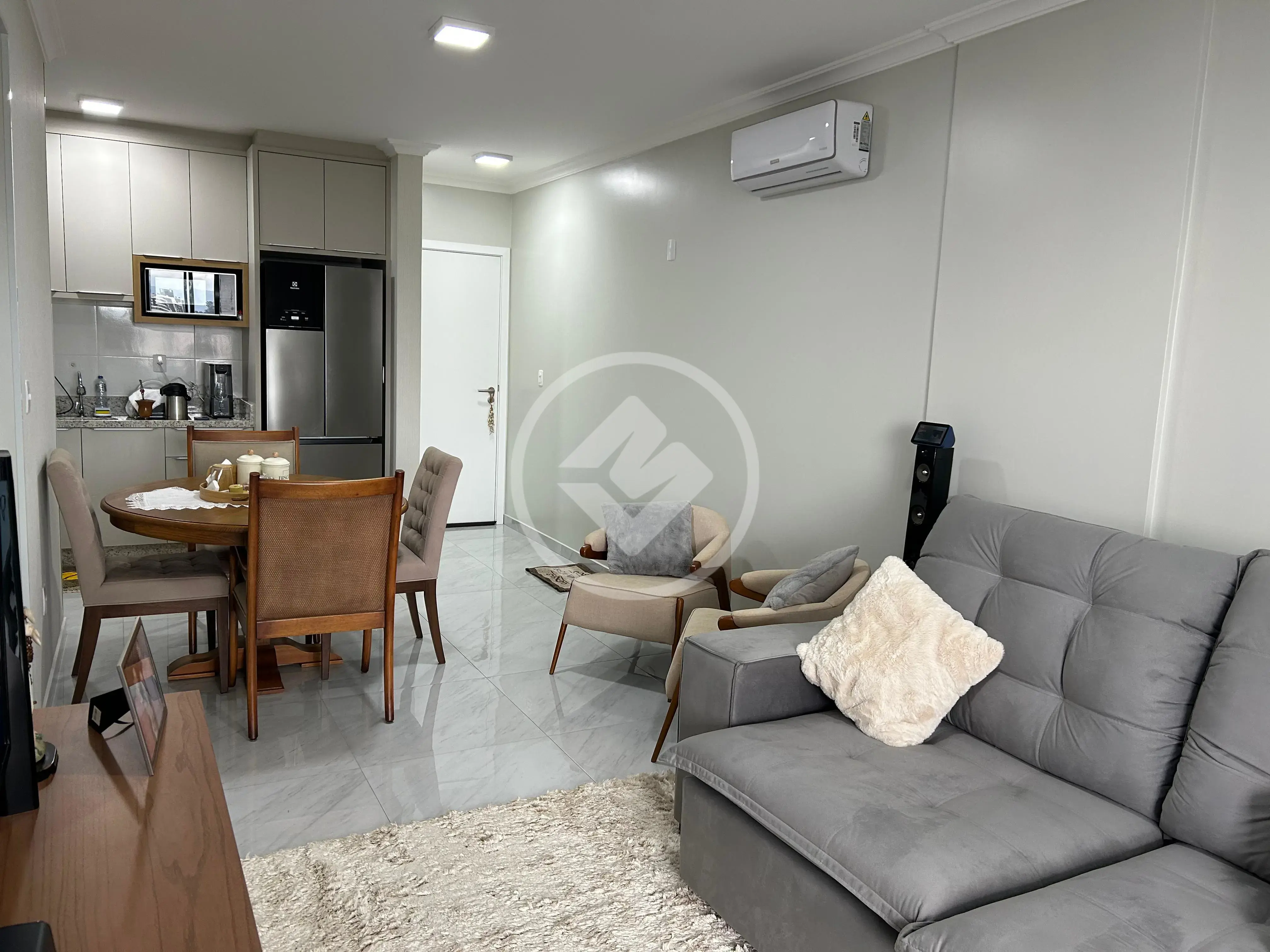 Imagem 2 - Apartamento em Barreiros, São José - SC