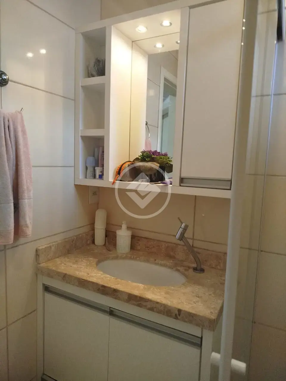 Image 2 - Apartamento em CANASVIEIRAS, Florianópolis - SC