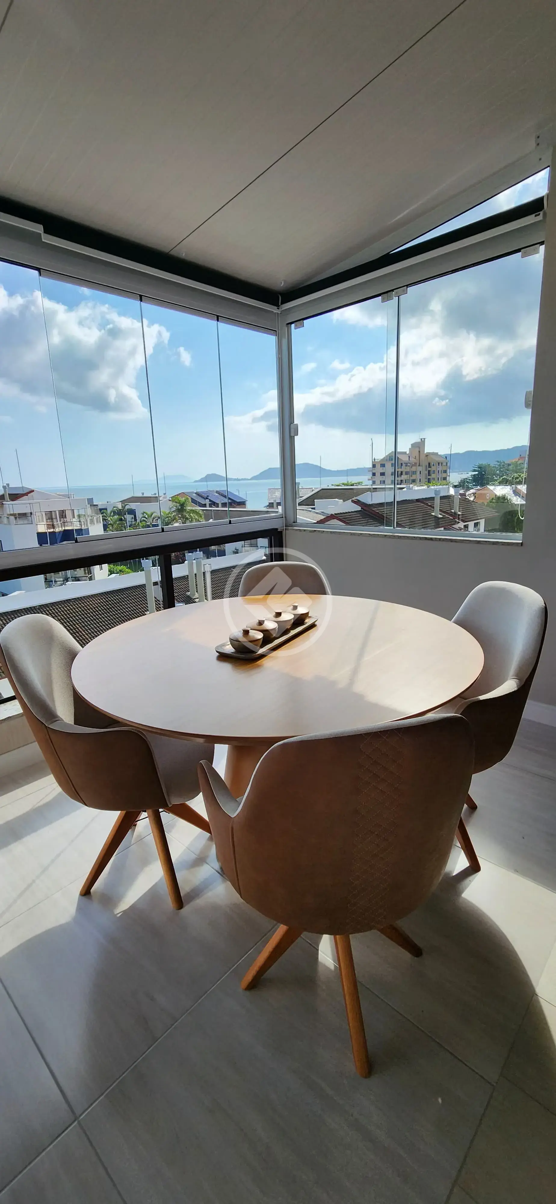 Imagem 2 - Cobertura Duplex em CANASVIEIRAS, Florianópolis - SC