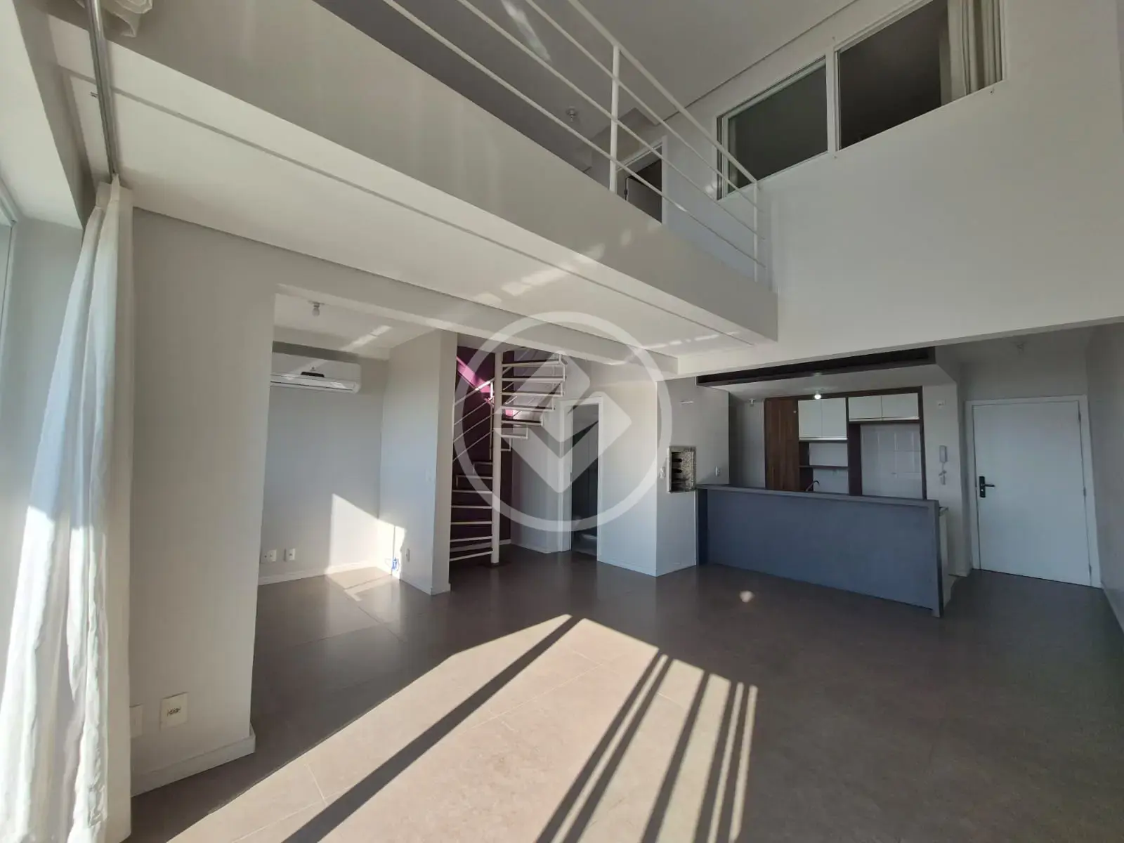 Imagem 1 - Apartamento Duplex em Barreiros, São José - SC