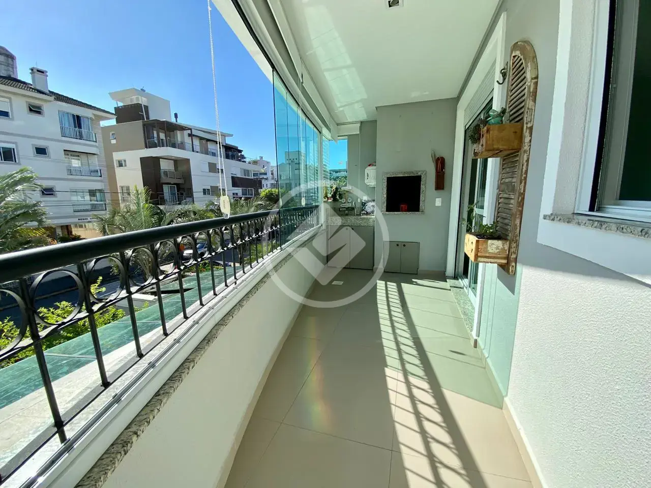 Image 2 - Apartamento em JURERÊ, Florianópolis - SC