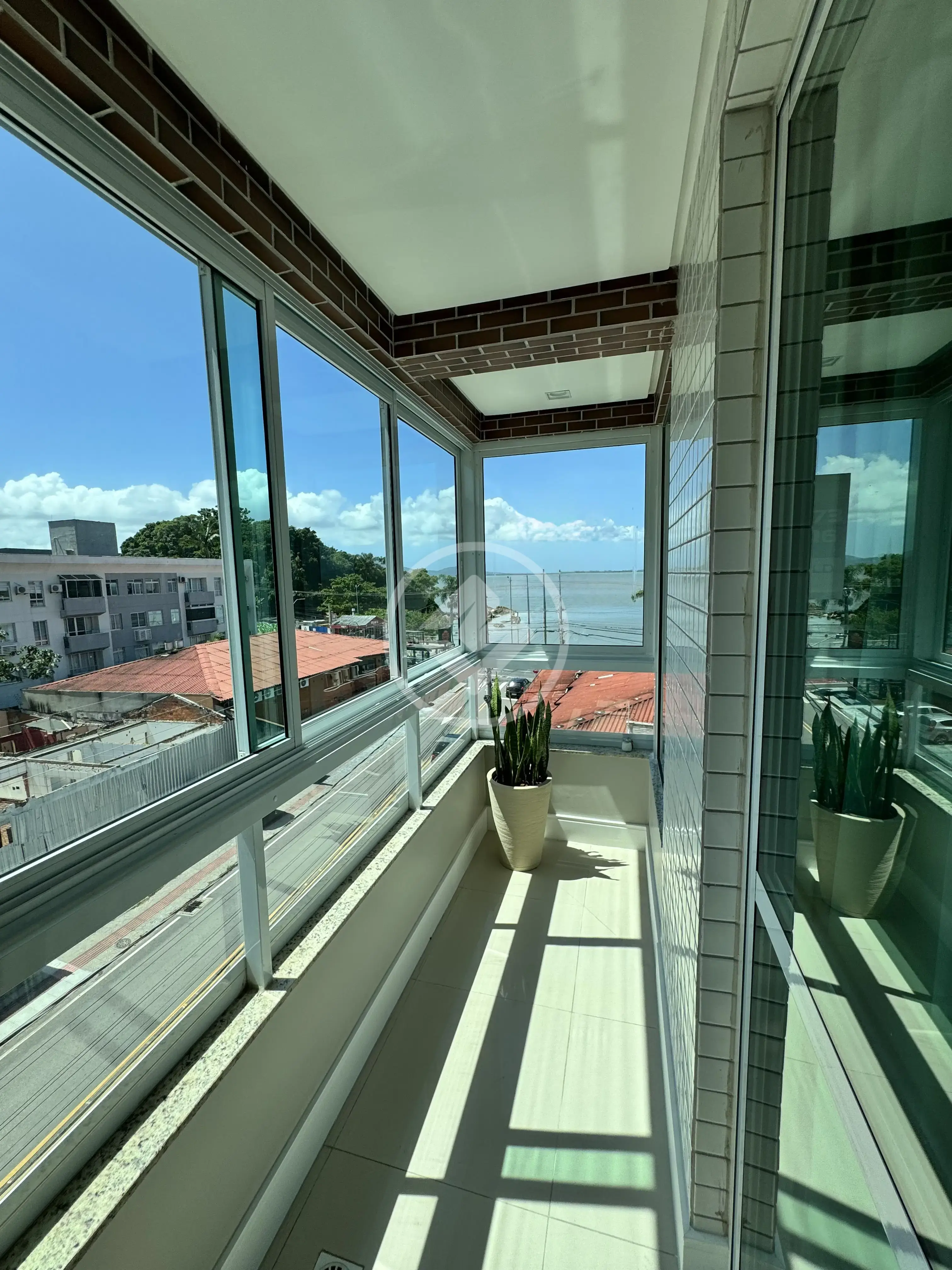 Image 2 - Apartamento em COQUEIROS, Florianópolis - SC