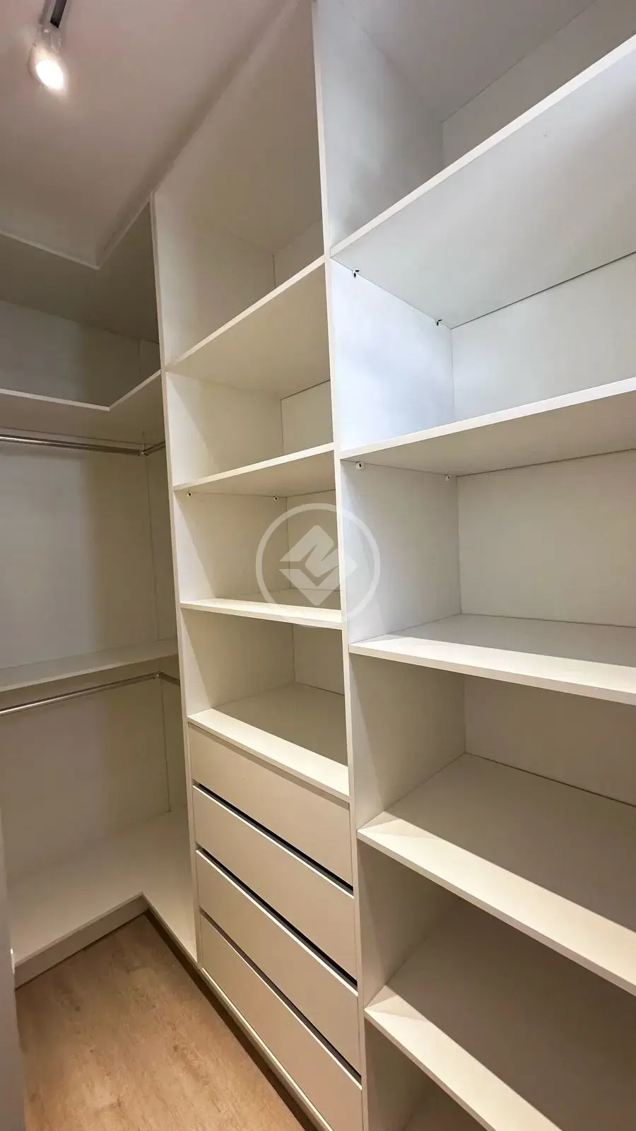 Imagem 6 - Apartamento em PIONEIROS, Balneário Camboriú - SC