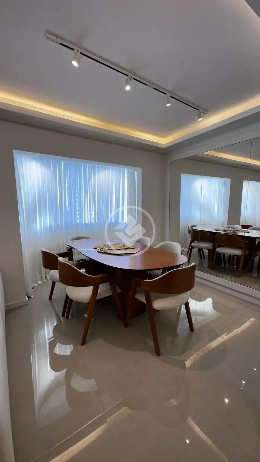 Imagem 1 - Apartamento em PIONEIROS, Balneário Camboriú - SC