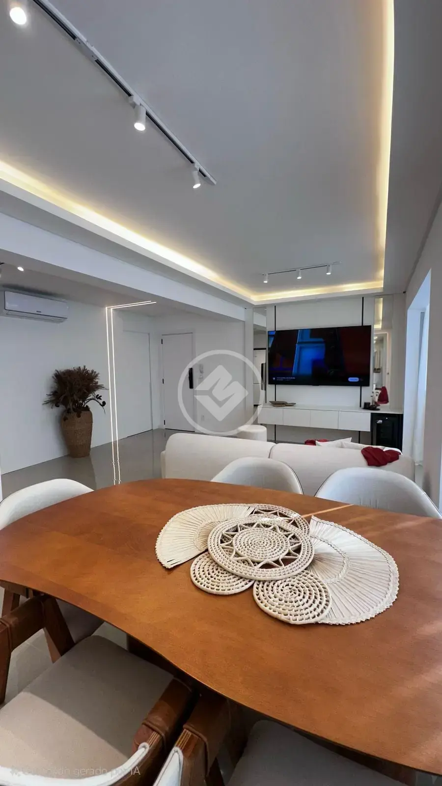 Imagem 1 - Apartamento em PIONEIROS, Balneário Camboriú - SC