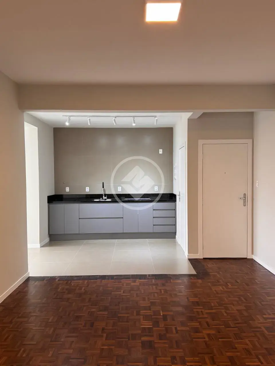 Imagem 1 - Apartamento em Centro, Florianópolis - SC