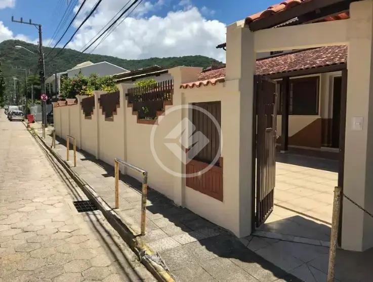 Imagem 1 - Casa em Lagoa da Conceição, Florianópolis - SC