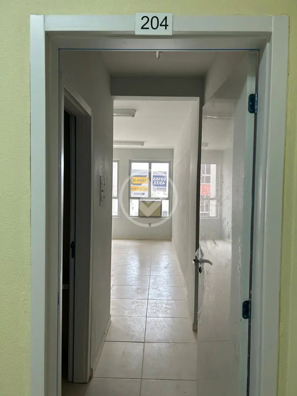 Image 2 - Sala Comercial em Centro, Florianópolis - SC