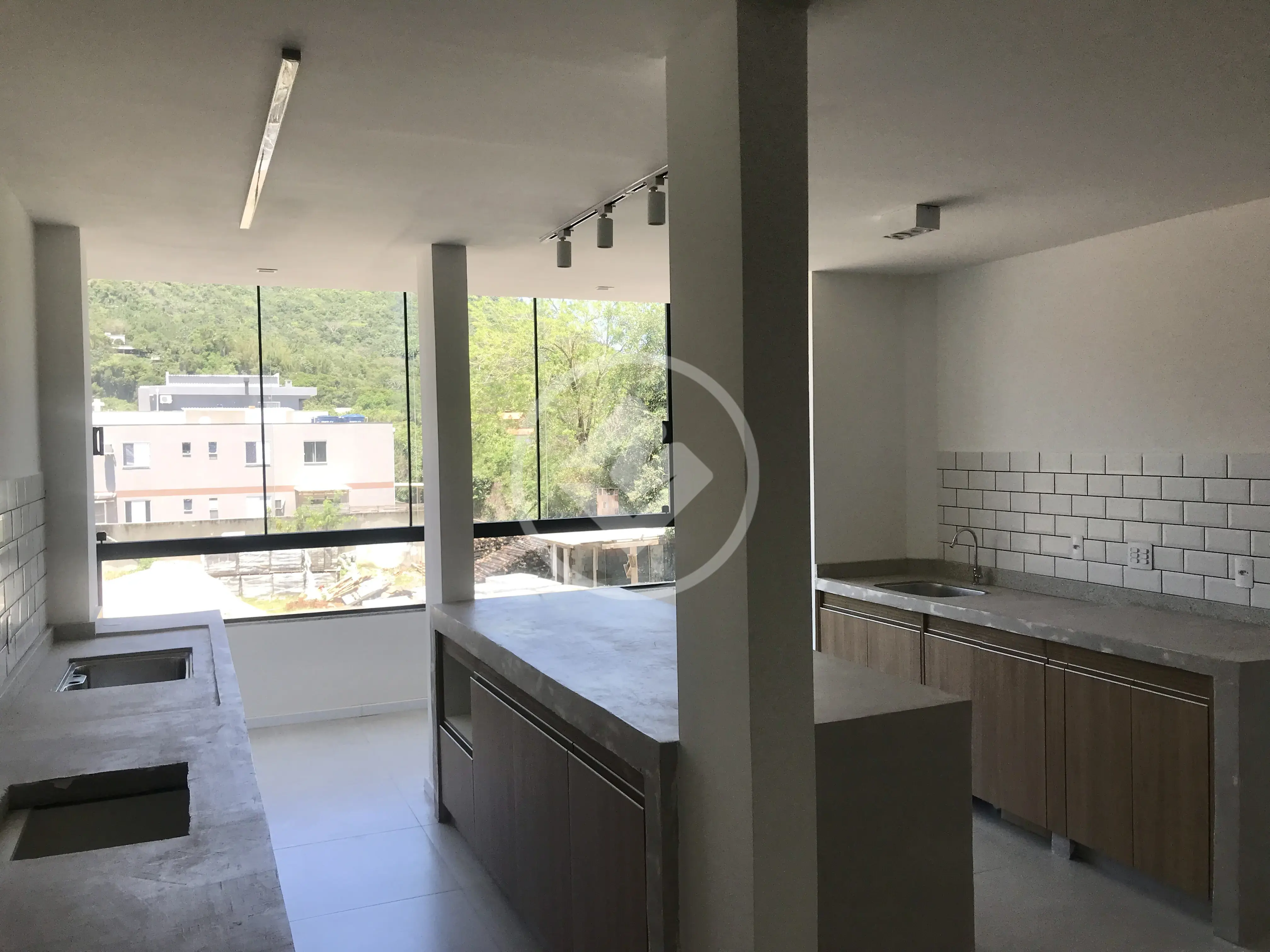 Imagem 2 - Apartamento em Ribeirão da Ilha, Florianópolis - SC