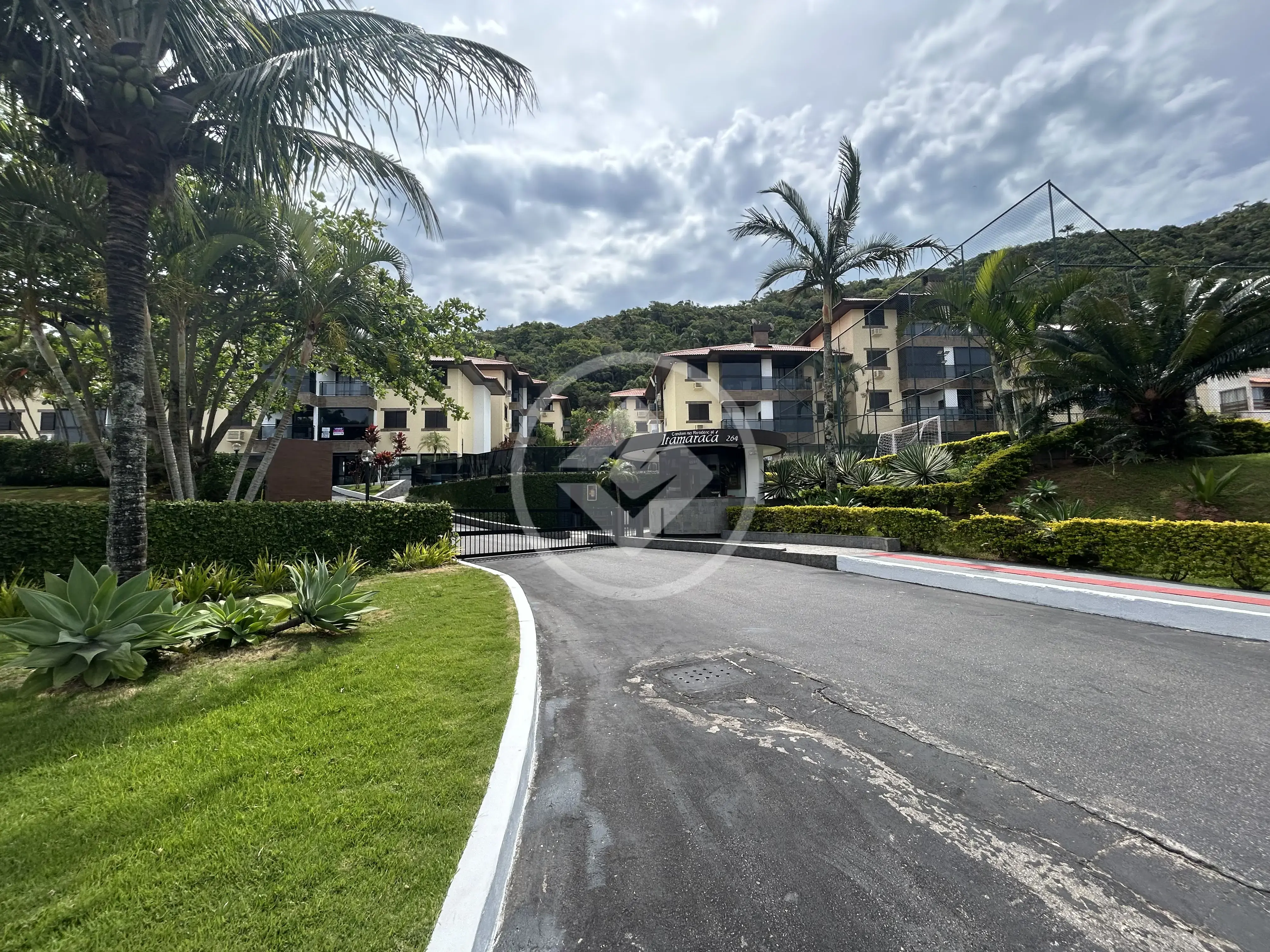 Image 2 - Apartamento em Praia Brava, Florianópolis - SC