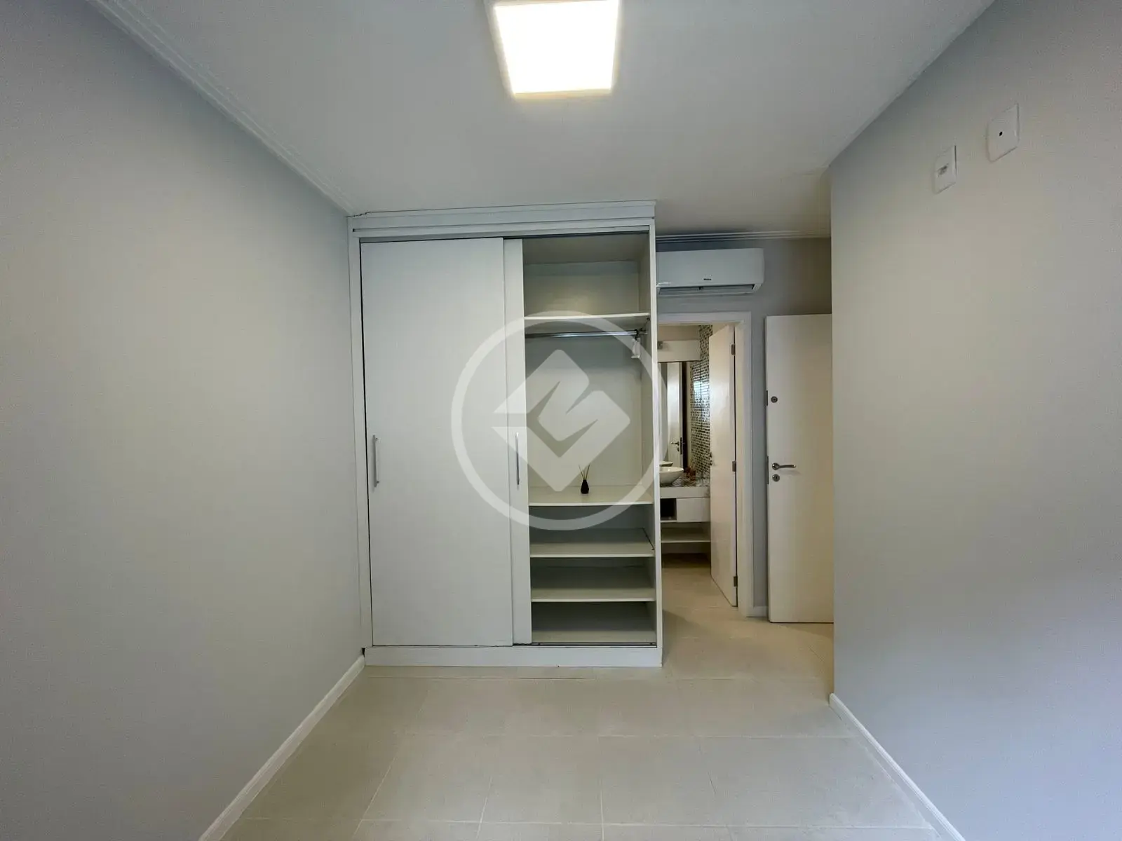 Imagem 5 - Apartamento em JURERÊ, Florianópolis - SC
