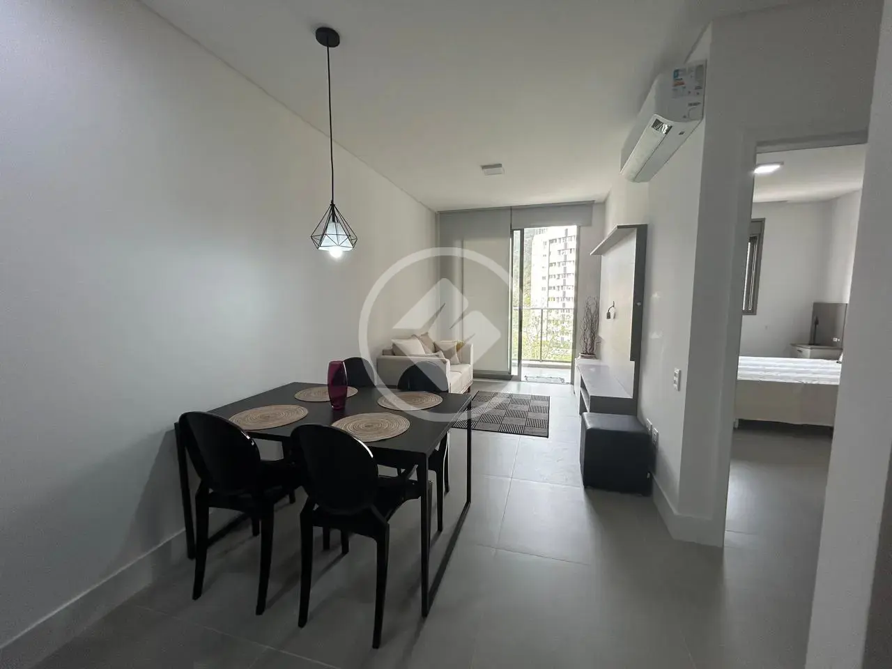 Imagem 1 - Apartamento em Córrego Grande, Florianópolis - SC