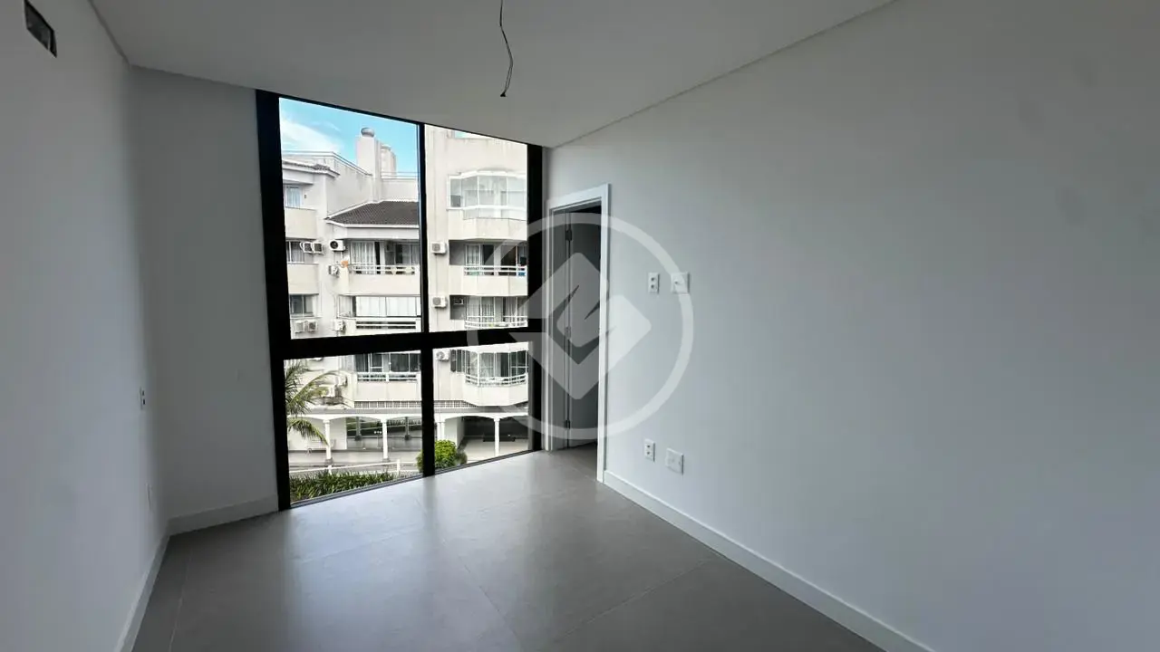 Imagem 2 - Apartamento em JURERÊ, Florianópolis - SC
