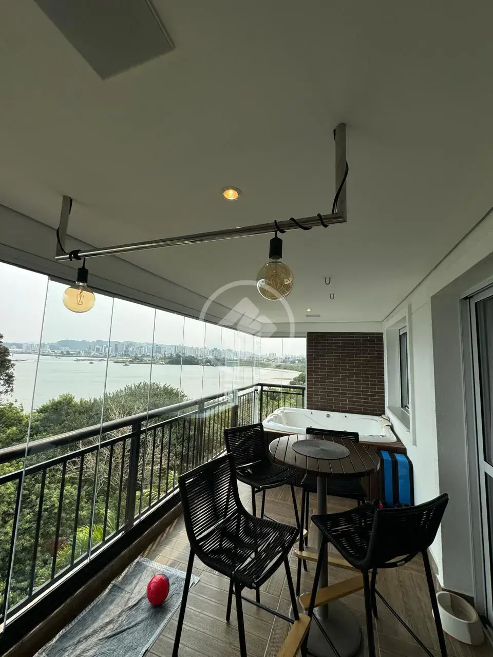 Imagem 2 - Apartamento em Abraão, Florianópolis - SC