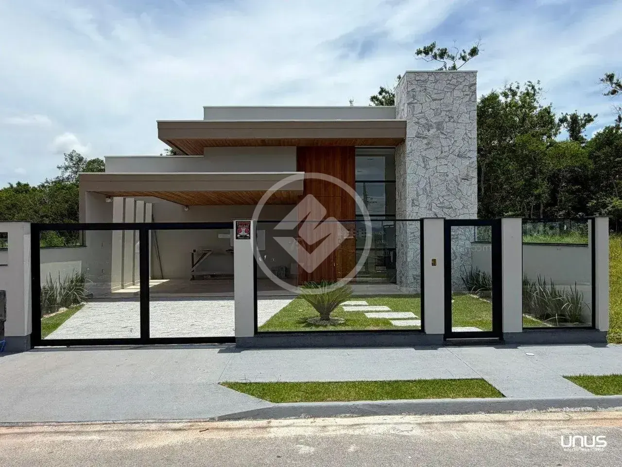 Imagem 1 - Casa em Sertão do Maruim, São José - SC