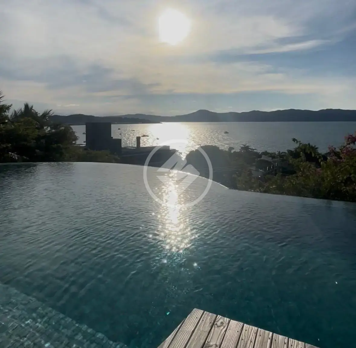Imagem 1 - Apartamento em CANASVIEIRAS, Florianópolis - SC