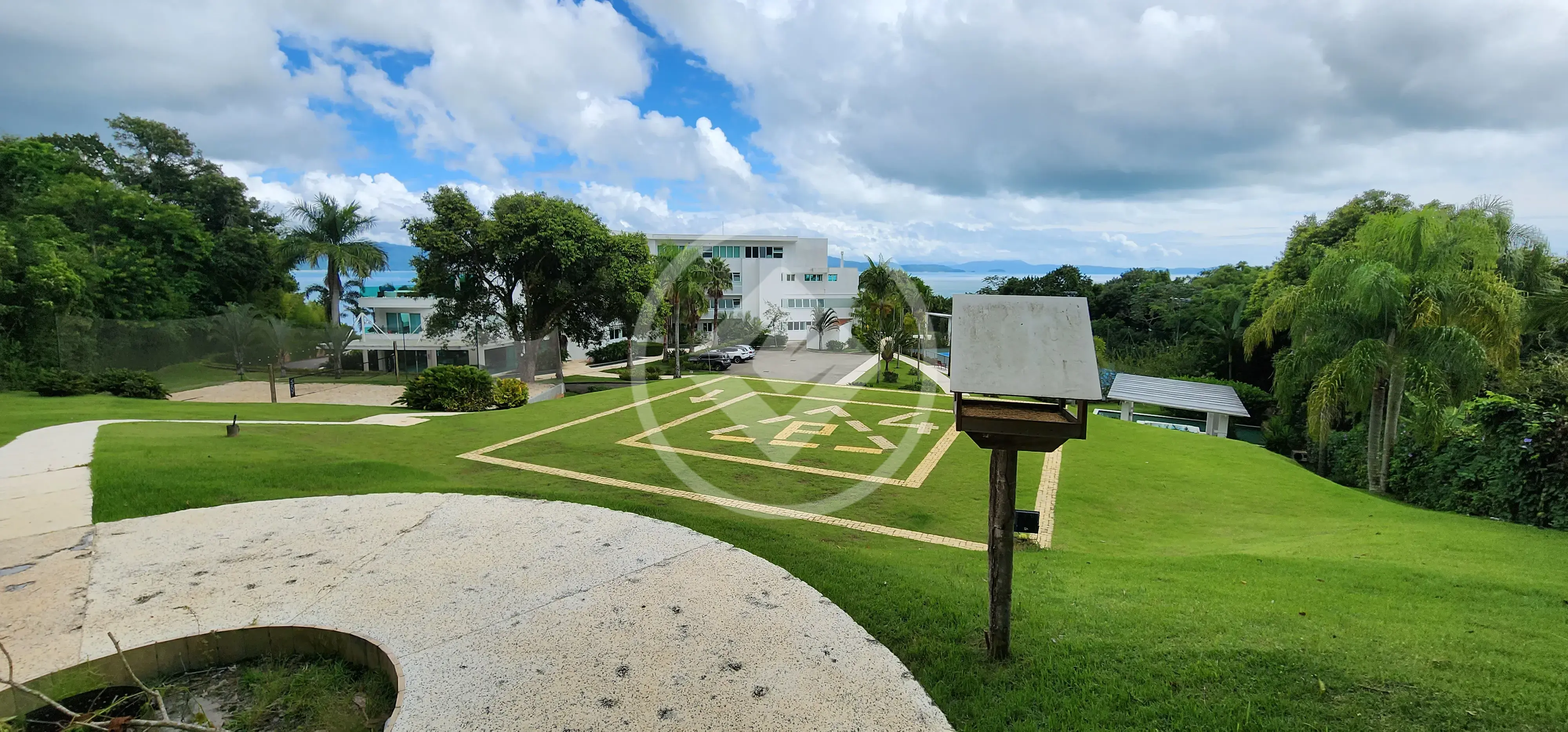 Imagem 1 - Loft / Studio em CANASVIEIRAS, Florianópolis - SC