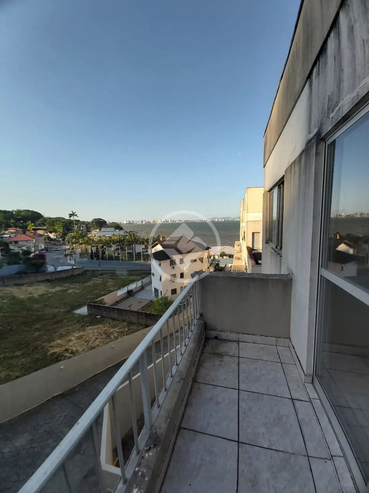 Imagem 5 - Apartamento em Ponta de Baixo, São José - SC