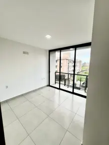 Imagem 5 - Sobrado em Serraria, São José - SC