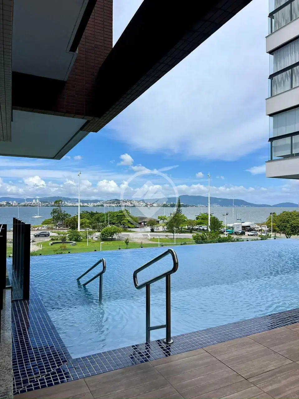Imagem 2 - Apartamento em Centro, São José - SC