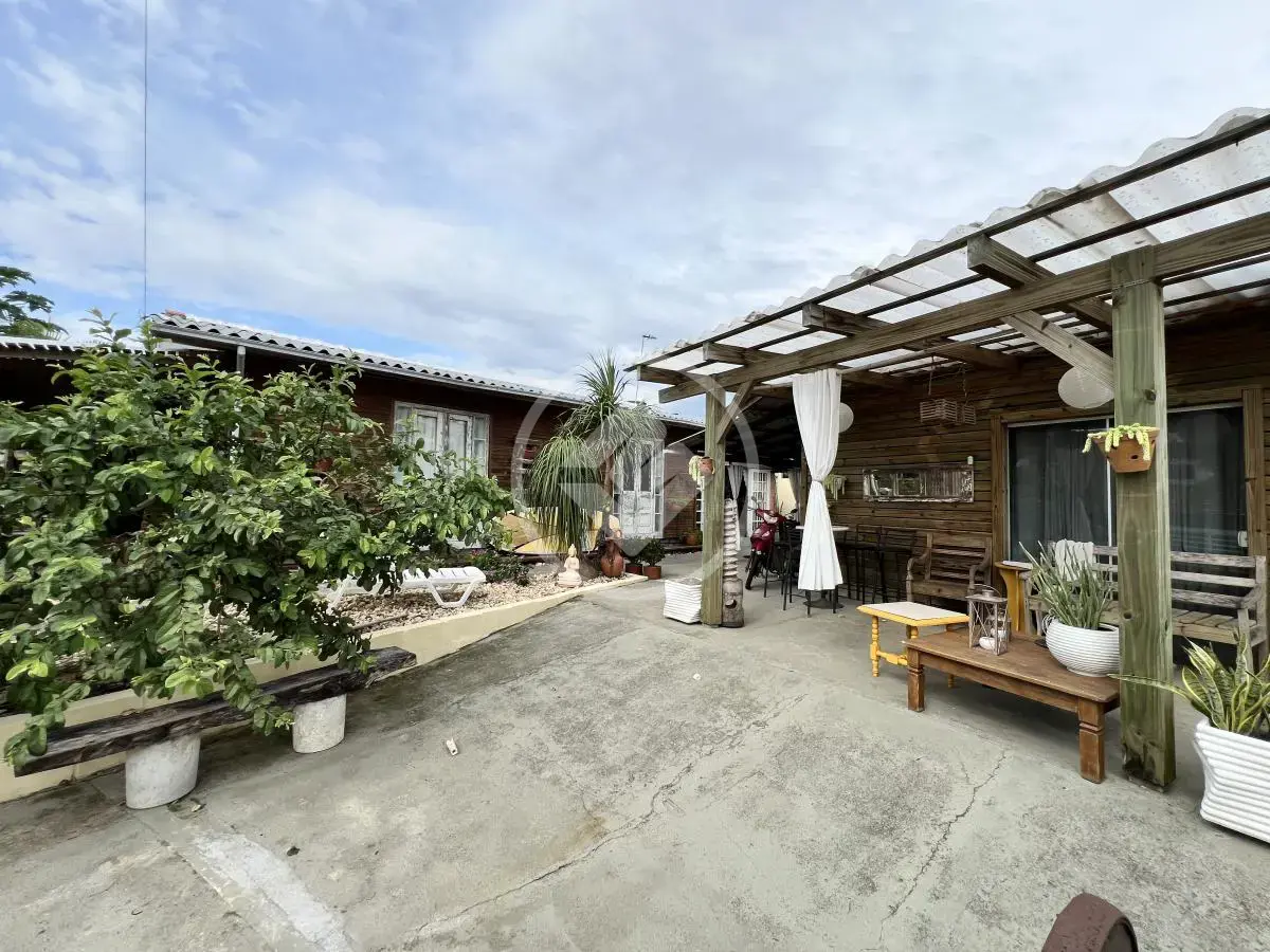 Imagem 1 - Casa em Barra da Lagoa, Florianópolis - SC