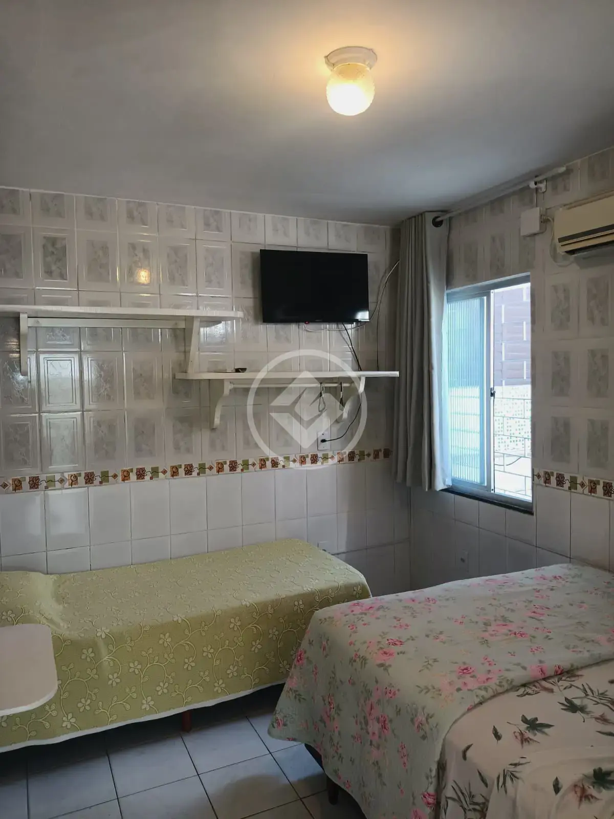 Image 2 - Hotel / Motel / Pousada em Barra da Lagoa, Florianópolis - SC
