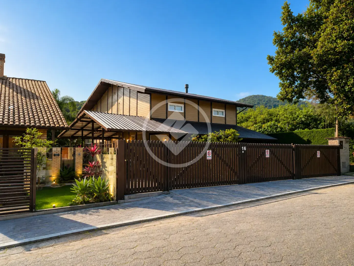 Imagem 1 - Casa em Lagoa da Conceição, Florianópolis - SC