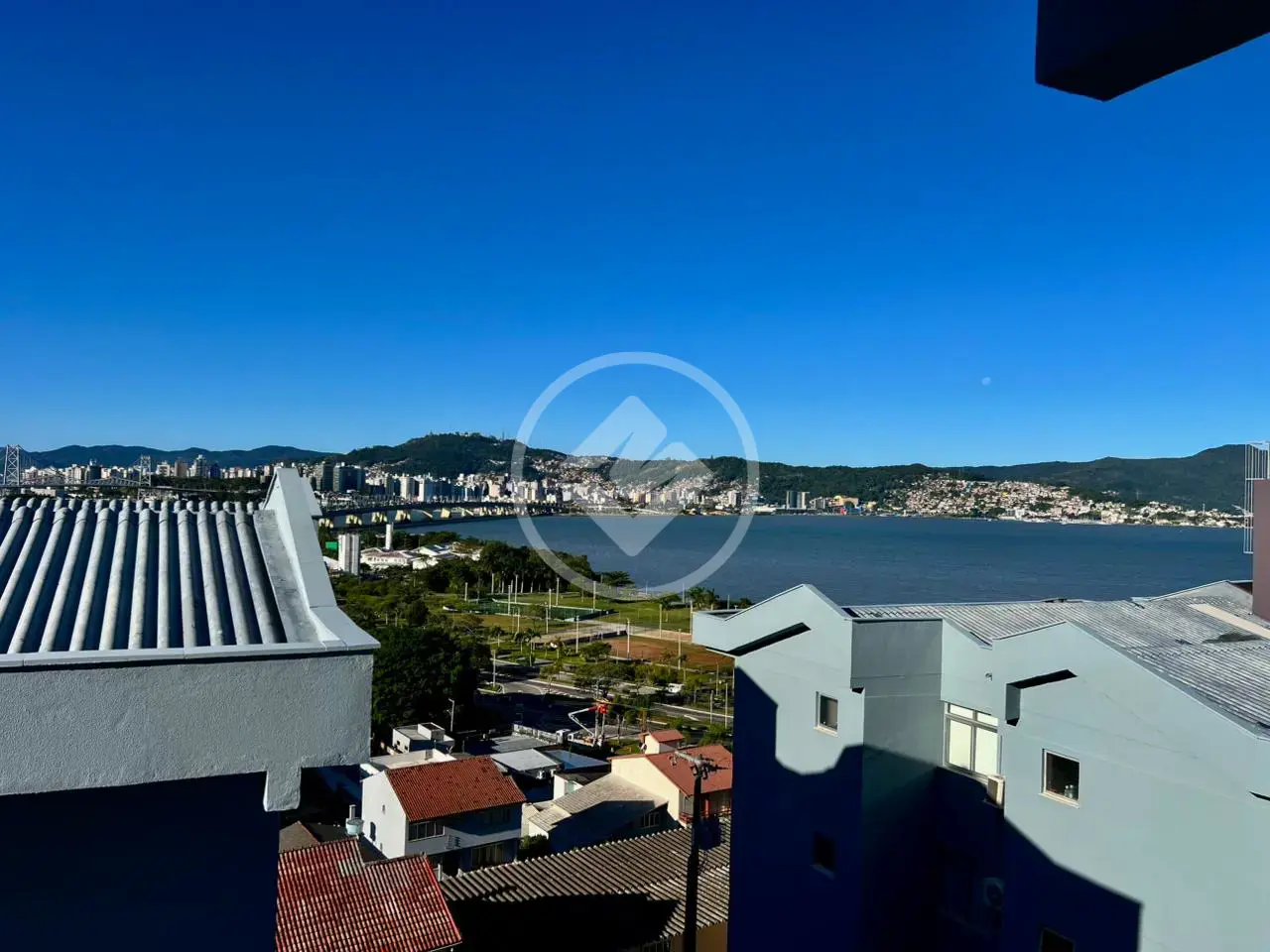 Imagem 1 - Apartamento em COQUEIROS, Florianópolis - SC