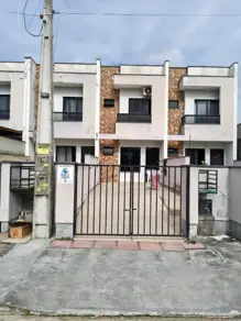 Sobrado Forquilhas, São José - SC — foto 1